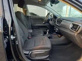Kia Stonic (2024) thumbnail 5
