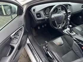 Volvo V40 (2016) thumbnail 19