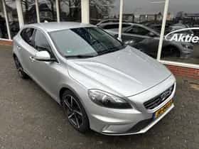 Volvo V40 (2016) thumbnail 20
