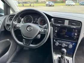 Volkswagen Golf (2018) thumbnail 7