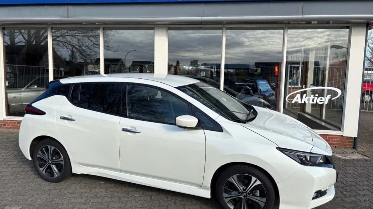 Nissan Leaf (2021) — foto 1