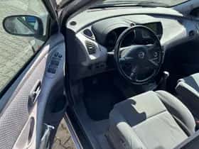 Nissan ALMERA TINO (2005) thumbnail 11