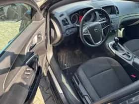 Opel Insignia (2010) thumbnail 13