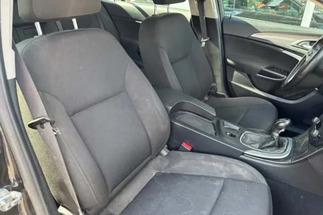 Opel Insignia (2010) thumbnail 5