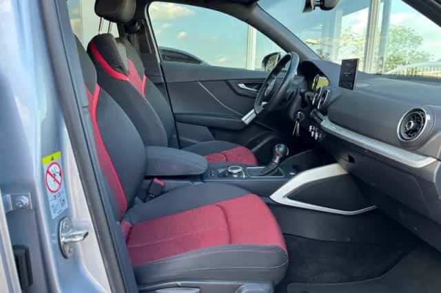 Audi Q2 (2019) thumbnail 5