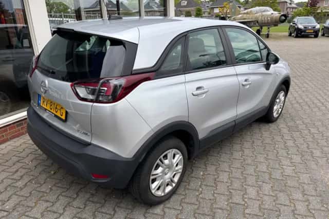 Opel Crossland X (2018) thumbnail 3