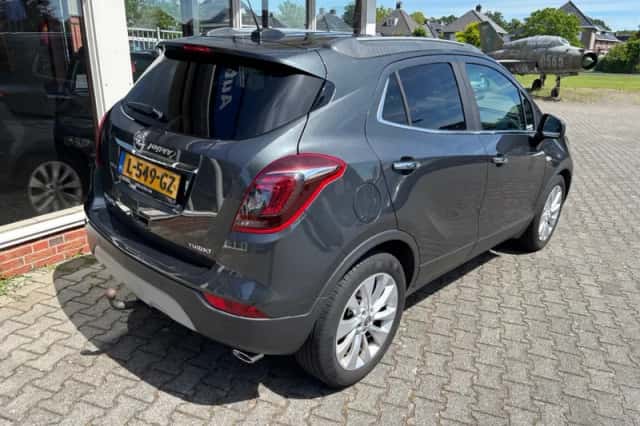 Opel Mokka (2017) thumbnail 3