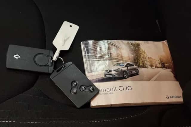 Renault Clio (2020) thumbnail 3