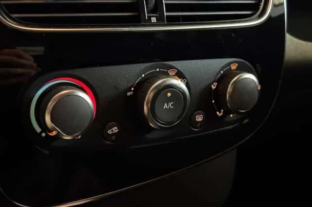 Renault Clio (2020) thumbnail 5