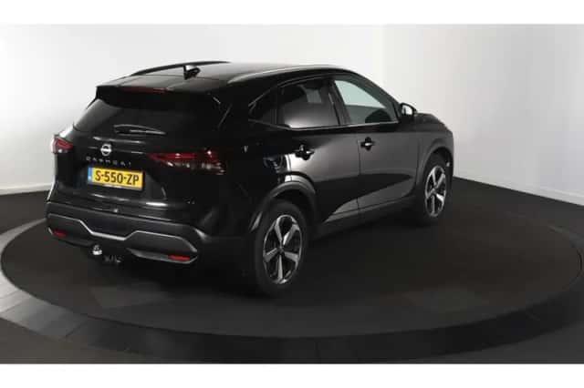 Nissan Qashqai (2023) thumbnail 2