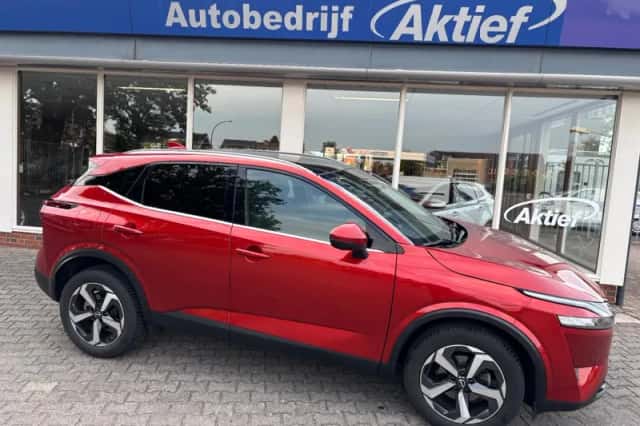 Nissan Qashqai (2024) thumbnail 1