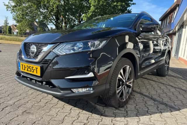 Nissan Qashqai (2018) thumbnail 2