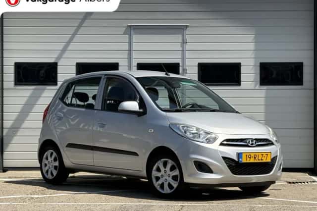 Hyundai i10 (2011) thumbnail 2