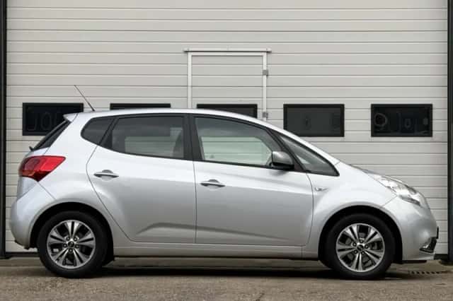 Kia Venga (2016) thumbnail 4