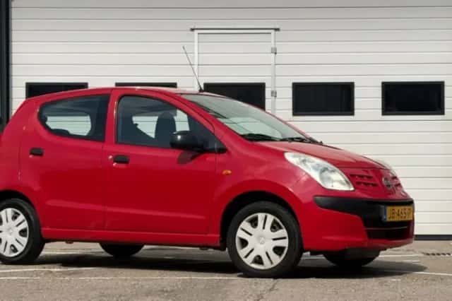 Nissan Pixo (2012) thumbnail 1