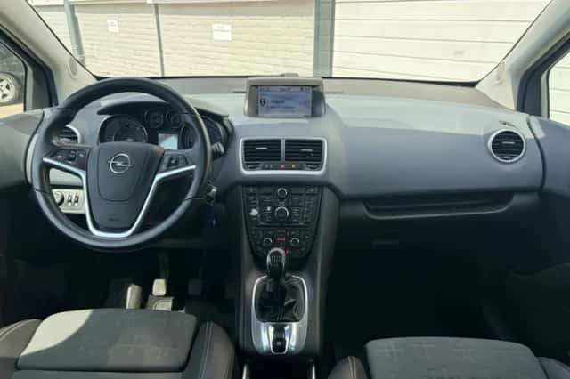 Opel Meriva (2010) thumbnail 4