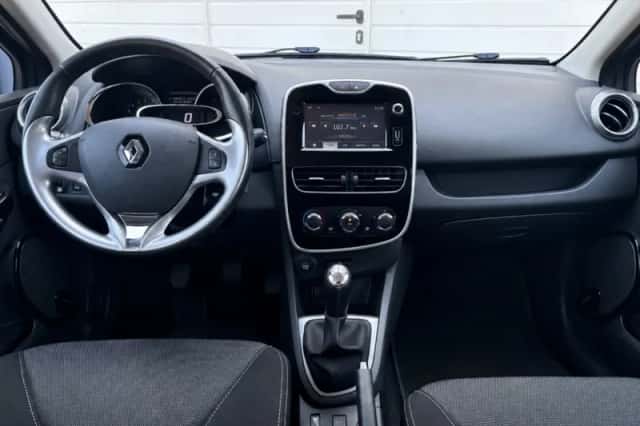 Renault Clio (2015) thumbnail 5