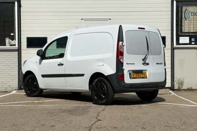 Renault Kangoo (2018) thumbnail 2
