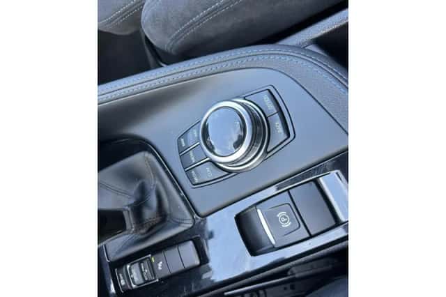 BMW X1 (2017) thumbnail 4