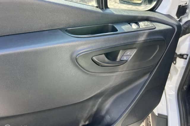 Mercedes-Benz Sprinter (2021) thumbnail 6