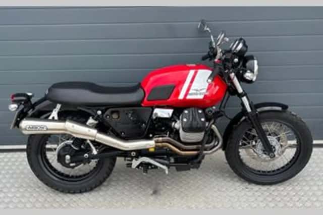 MOTO GUZZI V (2016) thumbnail 1