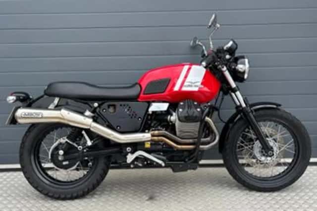 MOTO GUZZI V (2016) thumbnail 2