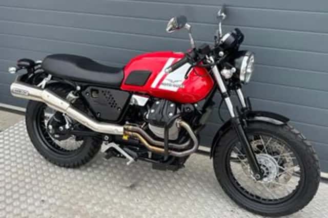 MOTO GUZZI V (2016) thumbnail 3