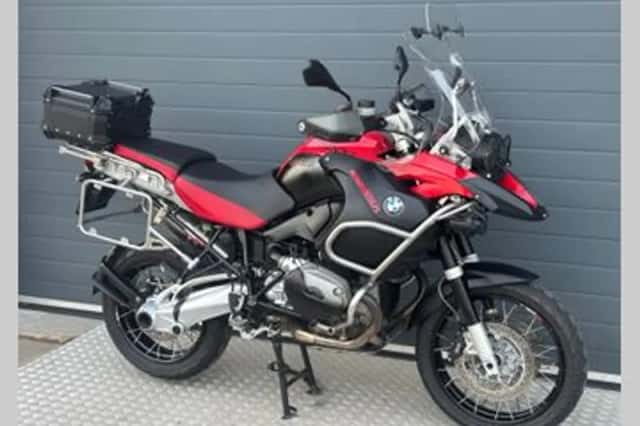BMW R (2009) thumbnail 3