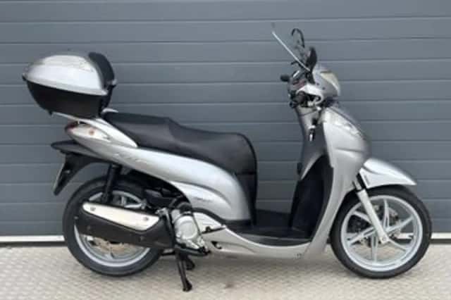 Honda SH (2008) thumbnail 1