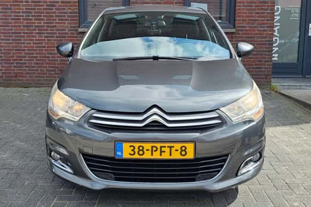 Citroën C4 (2011) thumbnail 2