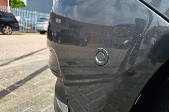Citroën C4 (2011) thumbnail 4