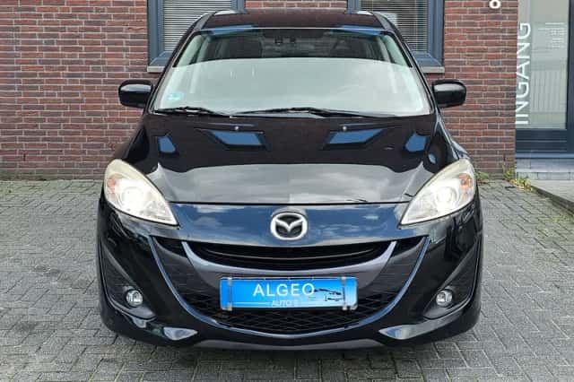 Mazda 5 (2013) thumbnail 4