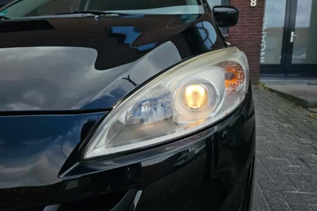 Mazda 5 (2013) thumbnail 5