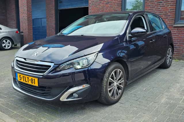 Peugeot 308 (2014) thumbnail 6