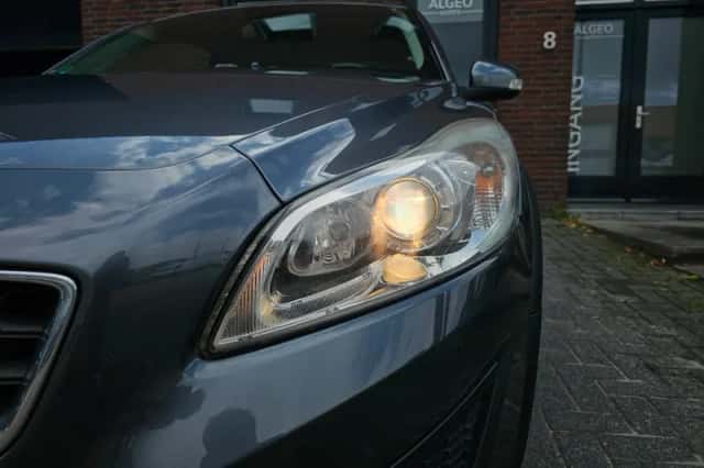 Volvo C30 (2010) thumbnail 4