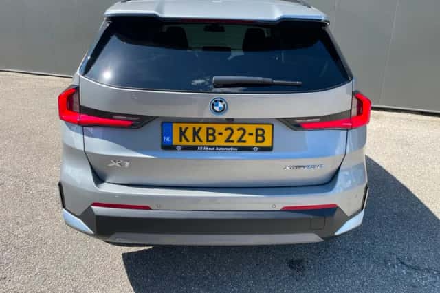 BMW X1 (2024) thumbnail 5