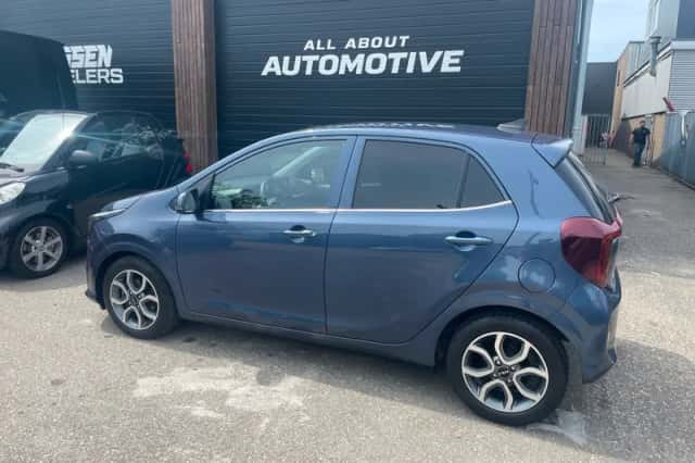 Kia Picanto (2025) thumbnail 3