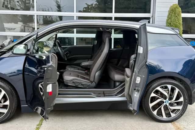 BMW i3 (2022) thumbnail 5