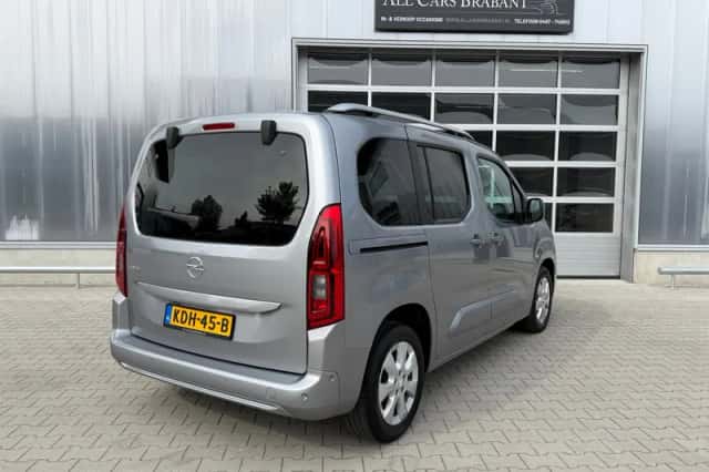 Opel Combo (2019) thumbnail 3