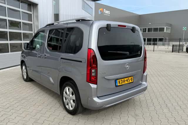 Opel Combo (2019) thumbnail 4