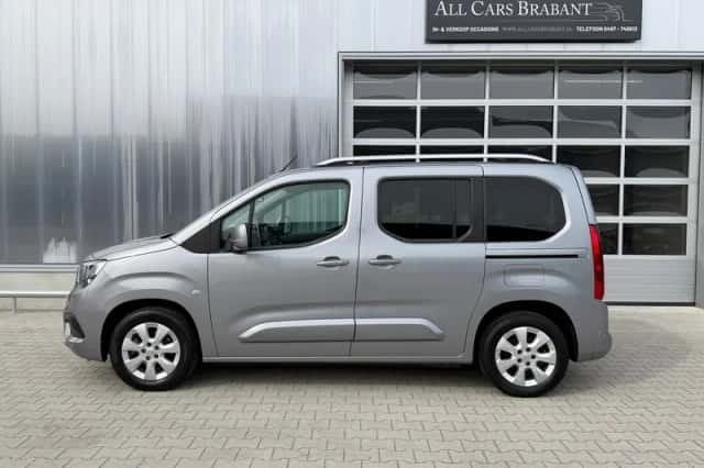 Opel Combo (2019) thumbnail 5