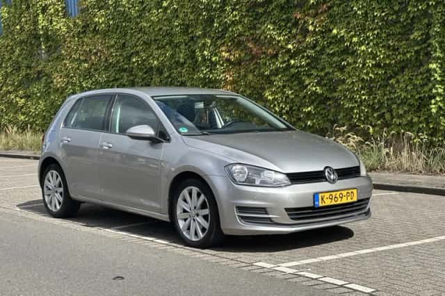 Volkswagen Golf (2013) thumbnail 1