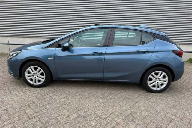 Opel Astra (2017) thumbnail 6