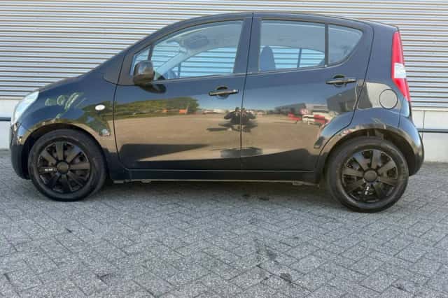 Suzuki Splash (2010) thumbnail 3