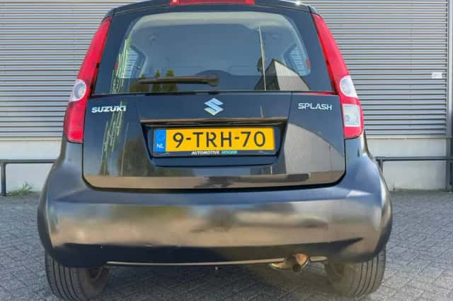 Suzuki Splash (2010) thumbnail 5
