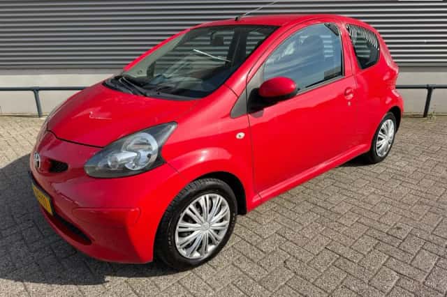 Toyota Aygo (2007) thumbnail 1