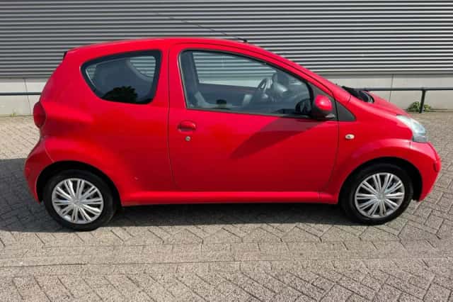 Toyota Aygo (2007) thumbnail 5