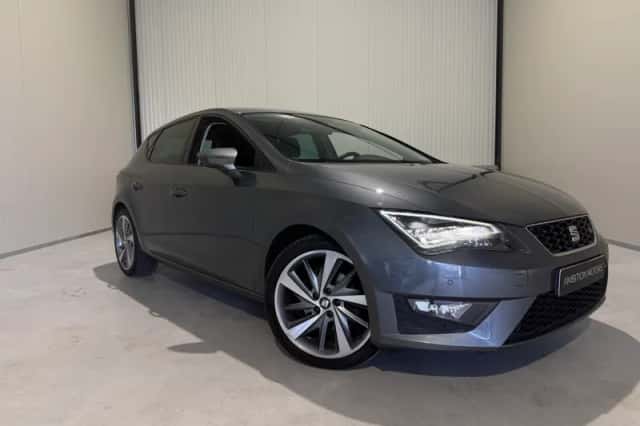 SEAT Leon (2015) thumbnail 1