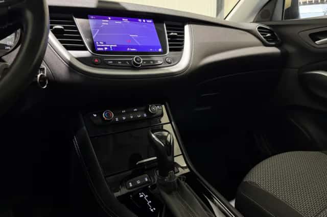 Opel Grandland (2018) thumbnail 5