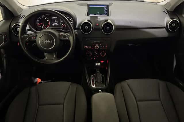 Audi A1 (2012) thumbnail 3